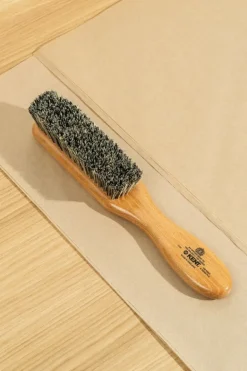 Kent Brushes Kent CC7 clothes brush, lacquered beech