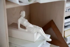 Kähler The Attentive One figure