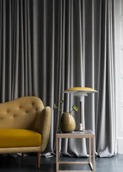 Klassik Studio Cube table, soaped oak - smoked glass