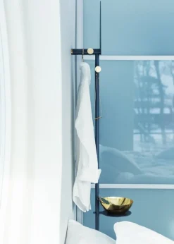 Klong Monokel clothing rack