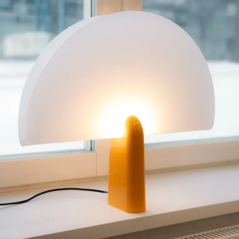 Klong Pavo table lamp, yellow