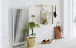 Korbo Bin 18 wire basket, brass