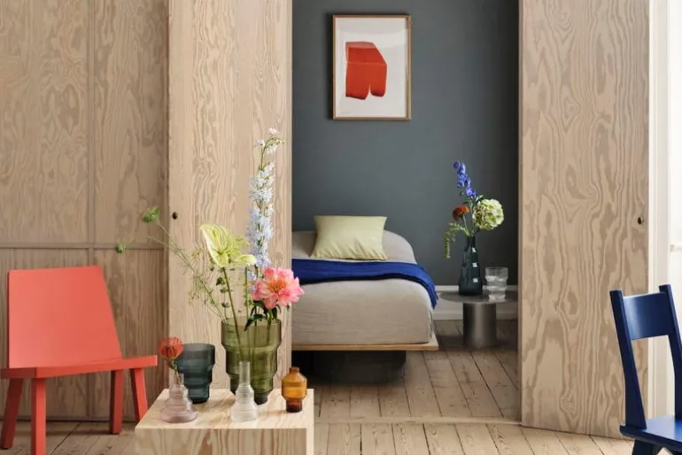 Kosta Boda Pavilion tulip vase, 173 mm, clear