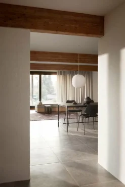 Labofa Heritage 11.1 chair, black oak - black