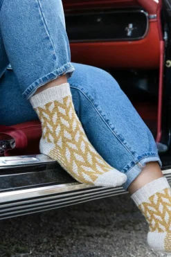 Laine Publishing Laine magazine, issue 15, black and white