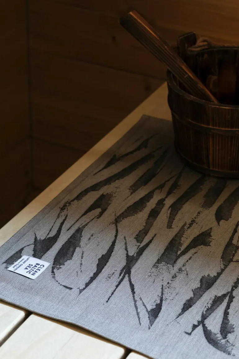 Lapuan Kankurit Aallokko sauna cover, 46 x 60 cm, linen - black