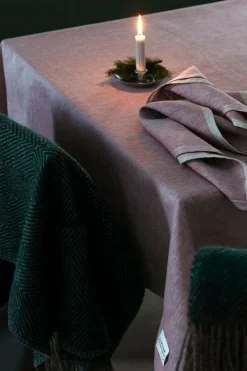 Lapuan Kankurit Aamu tablecloth, 150 x 260 cm, bordeaux