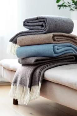 Lapuan Kankurit Arvo blanket, 130 x 180 cm, white - natural brown