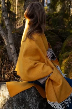 Lapuan Kankurit Arvo pocket shawl, 60 x 180 cm, white - coffee dyed orange