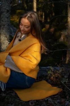 Lapuan Kankurit Arvo pocket shawl, 60 x 180 cm, white - coffee dyed orange