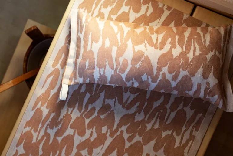 Lapuan Kankurit Jäkälä sauna cover, 46 x 150 cm, white - cinnamon