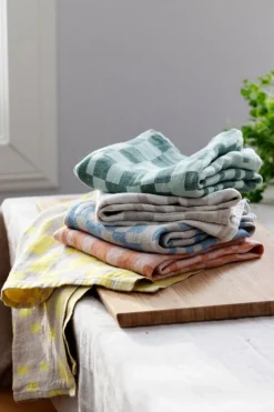 Lapuan Kankurit Koodi hand towel, rust - rose