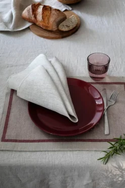 Lapuan Kankurit Laina placemat, linen - bordeaux