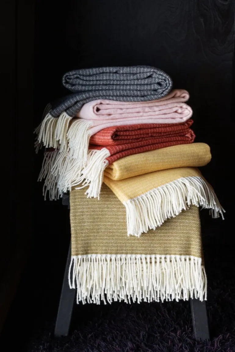 Lapuan Kankurit Lepo blanket, 135 x 180 cm, white - ochre