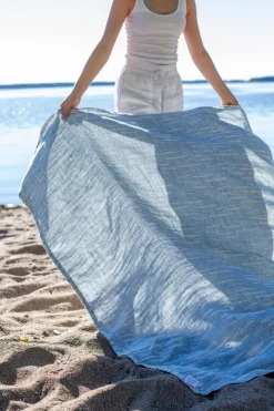 Lapuan Kankurit Osmankäämi table cloth/throw, 145 x 200 cm, linen - blue