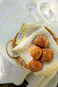 Lapuan Kankurit Osmankäämi towel/napkin, linen - yellow