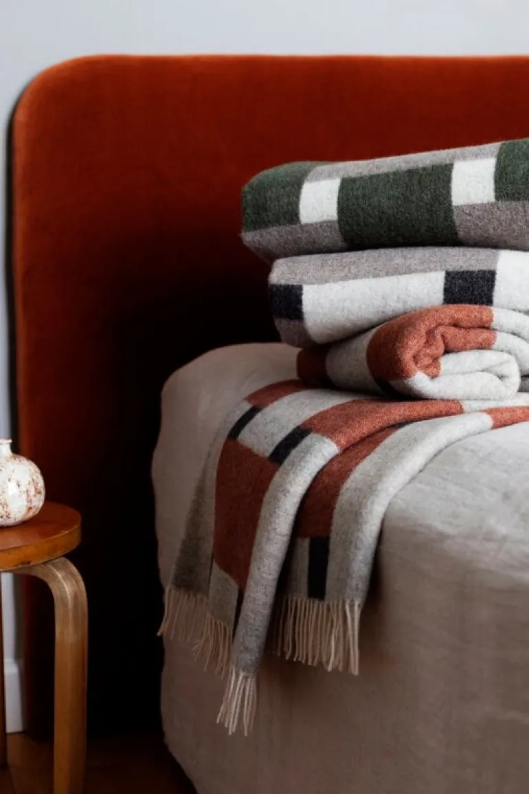 Lapuan Kankurit Punos blanket, beige - olive - white