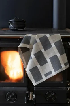 Lapuan Kankurit Punos kitchen towel, linen - dark grey
