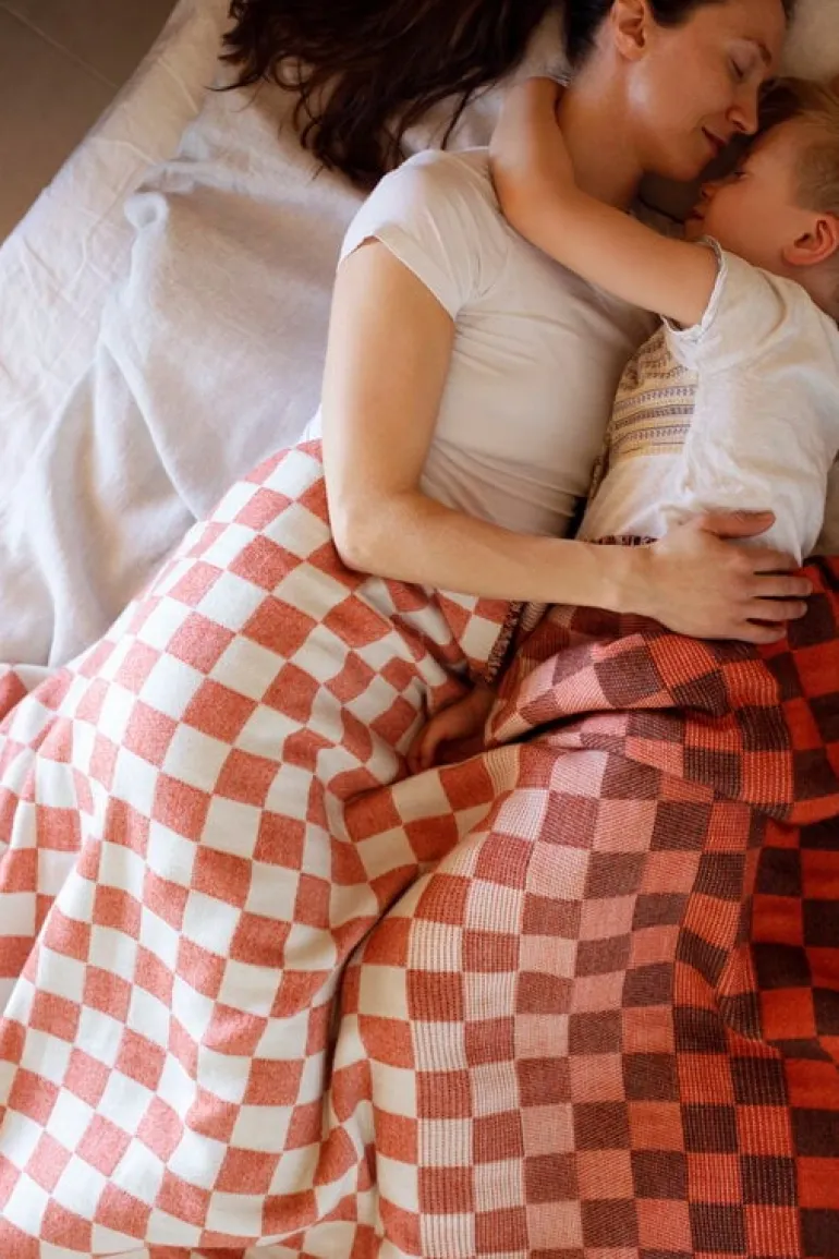 Lapuan Kankurit Shakki throw, green - red - white