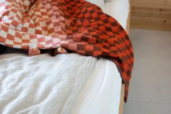 Lapuan Kankurit Shakki throw, green - red - white