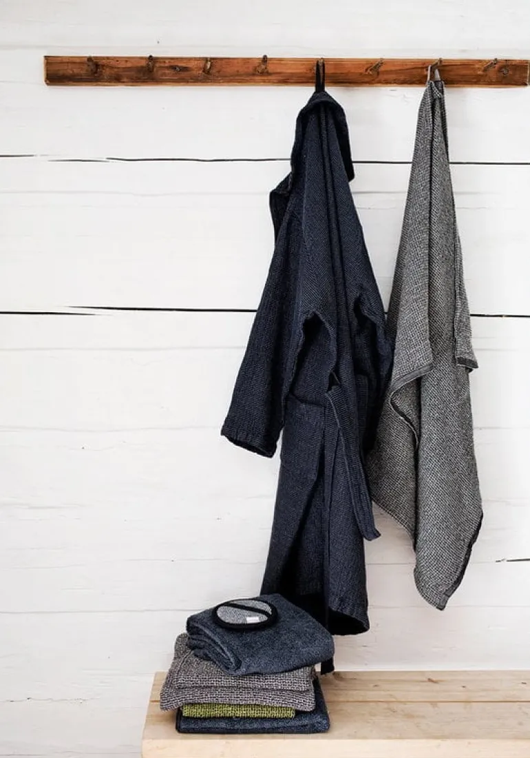 Lapuan Kankurit Terva bathrobe, black - graphite