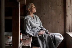 Lapuan Kankurit Terva bathrobe with hood, white - grey