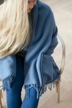 Lapuan Kankurit Uni pocket shawl, rainy blue