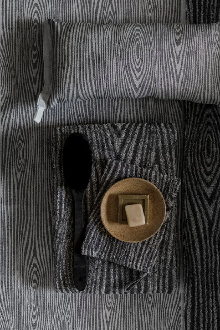 Lapuan Kankurit Viilu bath towel, black - linen