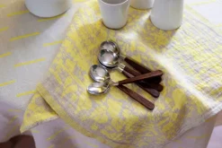 Lapuan Kankurit Villiyrtit hand towel, yellow - linen