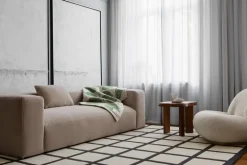 LAYERED Avenue Checked rug, black - white