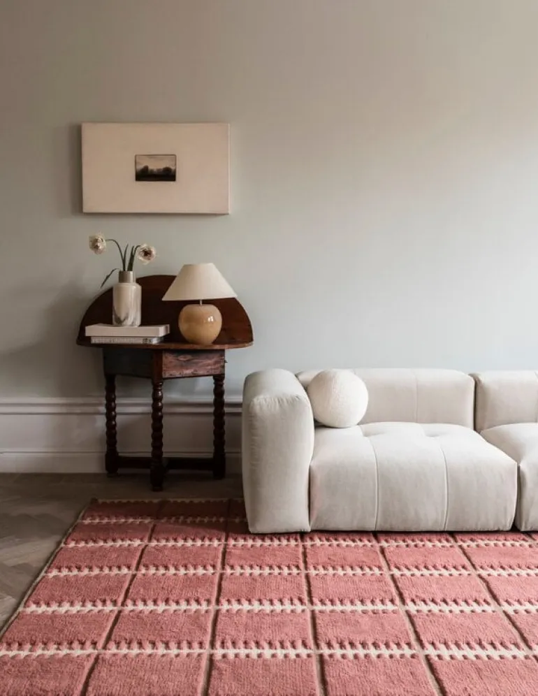 LAYERED Lilly wool rug, claret red