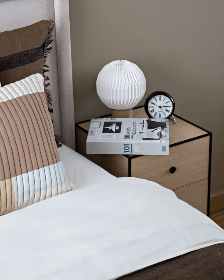 Le Klint 375XS table lamp