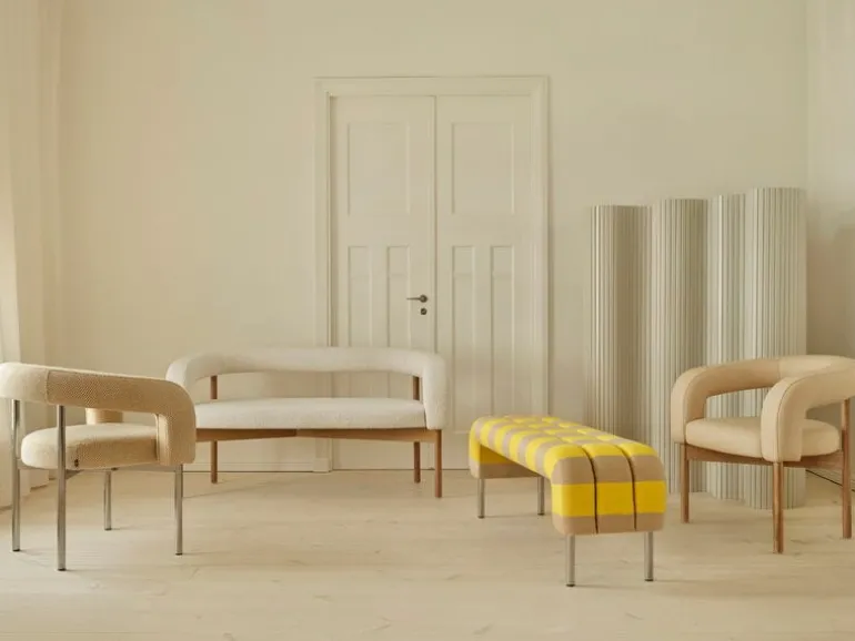 Lepo Product Wooden Boa Love 2-seat. sofa, oak - Kvadrat Sacho Elle 0200