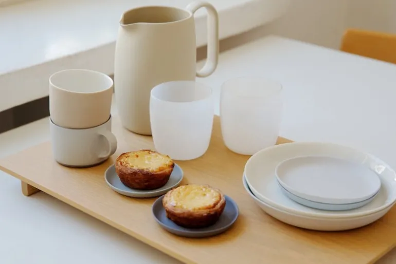 Lokal Helsinki Kaksi glass, white