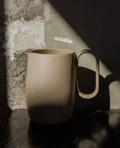 Lokal Helsinki Lokki jug, beige