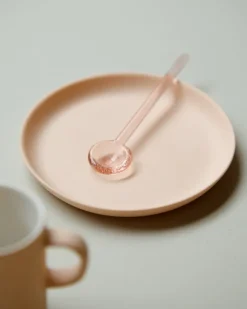 Lokal Helsinki Nekku glass spoon, pink