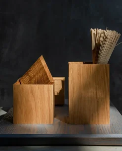 Lokal Helsinki Pino box, medium, oak