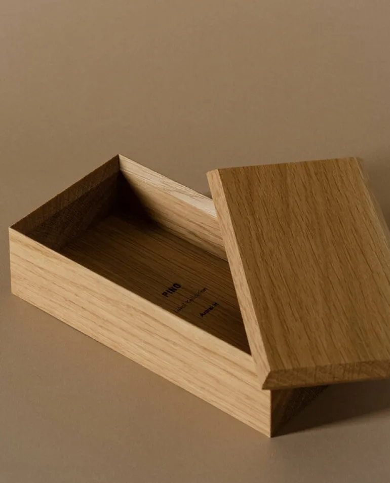 Lokal Helsinki Pino long box, oak