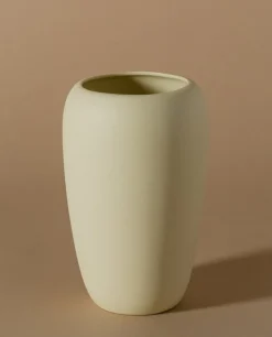 Lokal Helsinki Silmu vase, light yellow