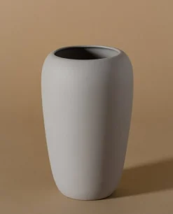 Lokal Helsinki Silmu vase, violet grey