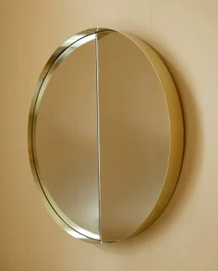 Lokal Helsinki Vino 40 mirror, brass, outward
