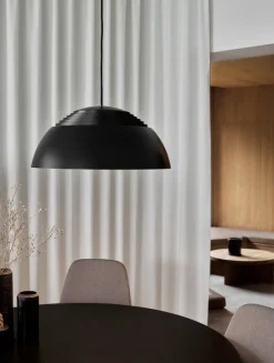 Louis Poulsen AJ Royal 500 pendant, black