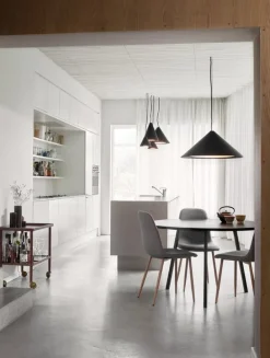 Louis Poulsen Keglen 250 pendant, black