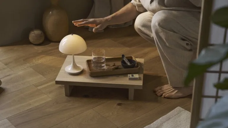 Louis Poulsen Panthella 160 Portable V3 table lamp, opal beige