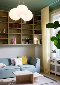 Louis Poulsen Panthella 250 table lamp, opal