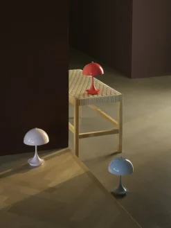 Louis Poulsen Panthella 160 Portable V3 table lamp, opal pale rose