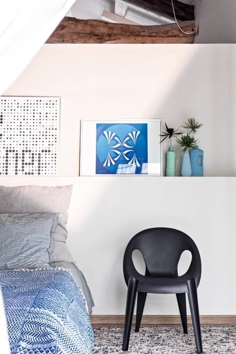 Magis Bell chair, midnight