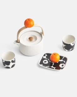 Marimekko Oiva teapot 0,7 L, white