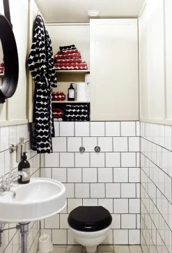 Marimekko Räsymatto bathrobe, black - white