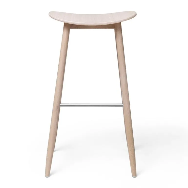 Massproductions Icha bar stool, 65 cm, white oiled oak